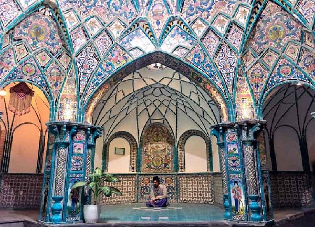 معماری شکوهمند حمام چهار فصل اراک