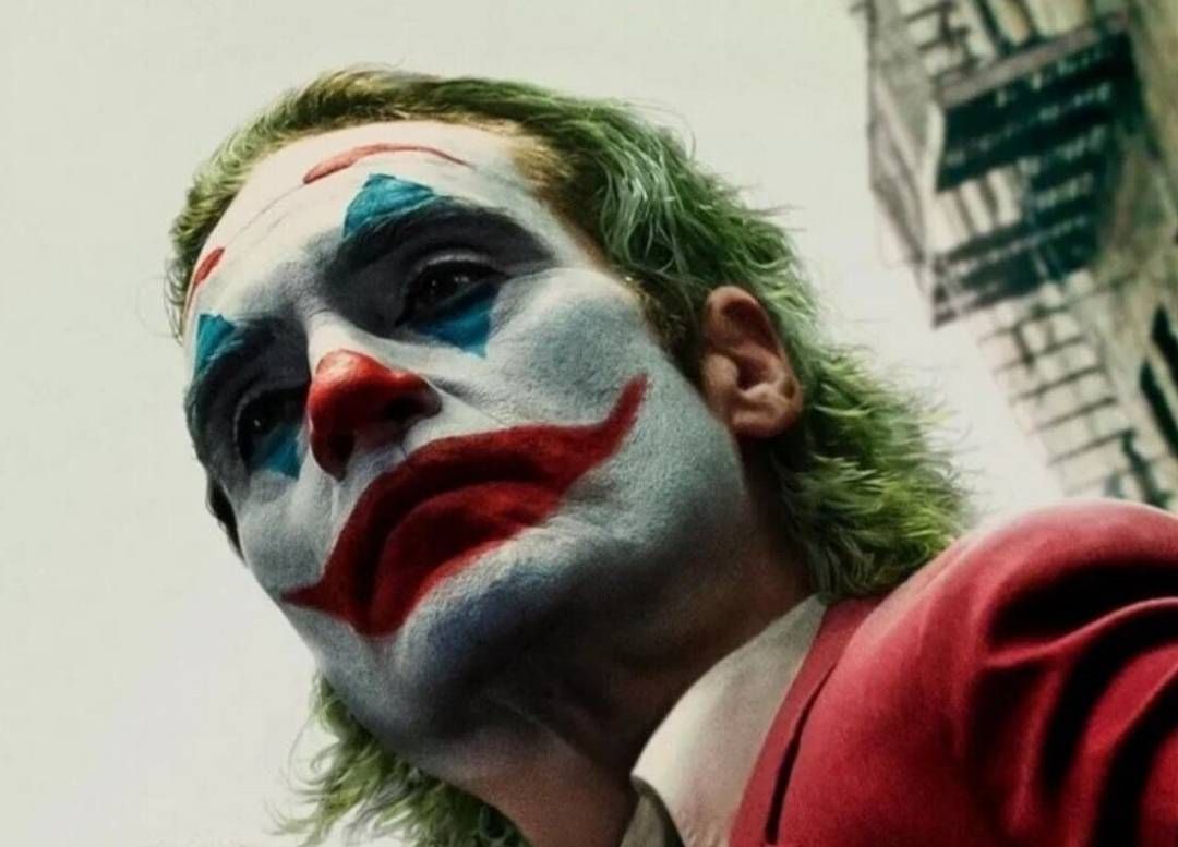 فیلم جوکر: بررسی مفهوم «تبدیل شدن به خودِ تاریک»